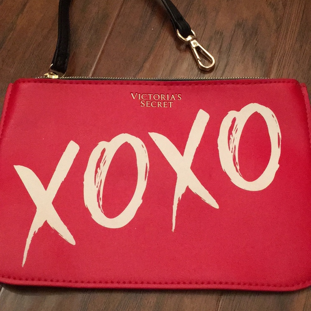 NWOT Victoria’s Secret Clutch Makeup Bag Red xoxo